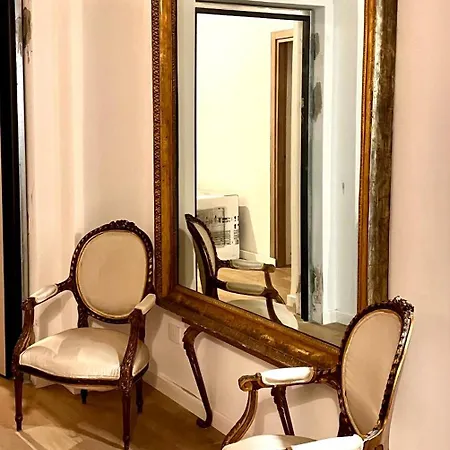 Apartment La Casa Di Nelly Boutique Naples