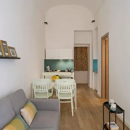 La Casa Di Nelly Boutique * Naples