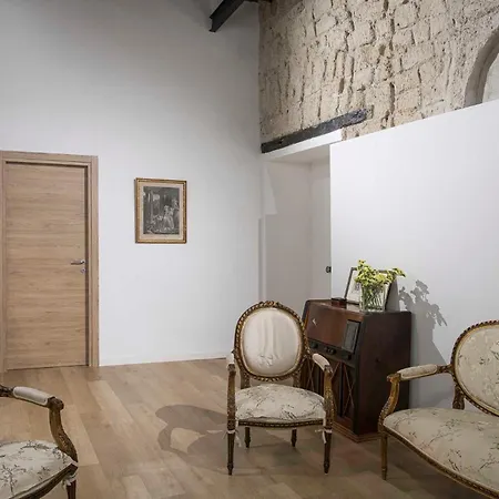 La Casa Di Nelly Boutique * Naples